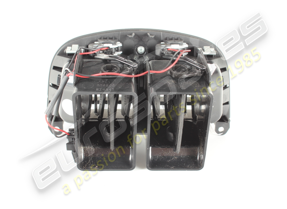 used maserati air opening.. part number 670011357 (2)