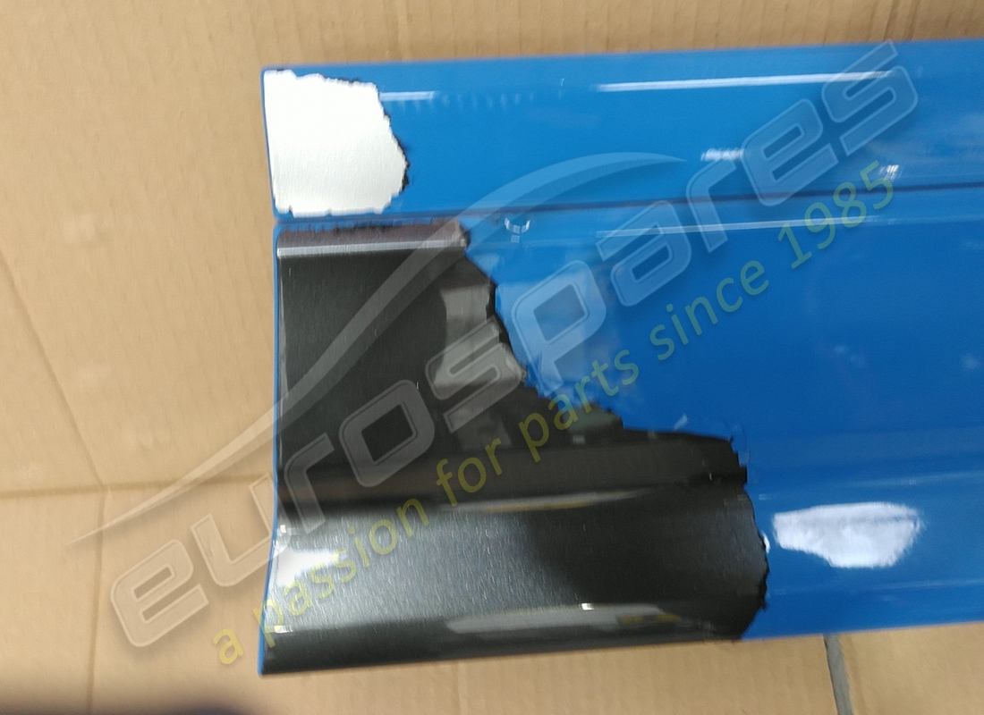 used lamborghini cover. part number 4ml853960by9b (2)