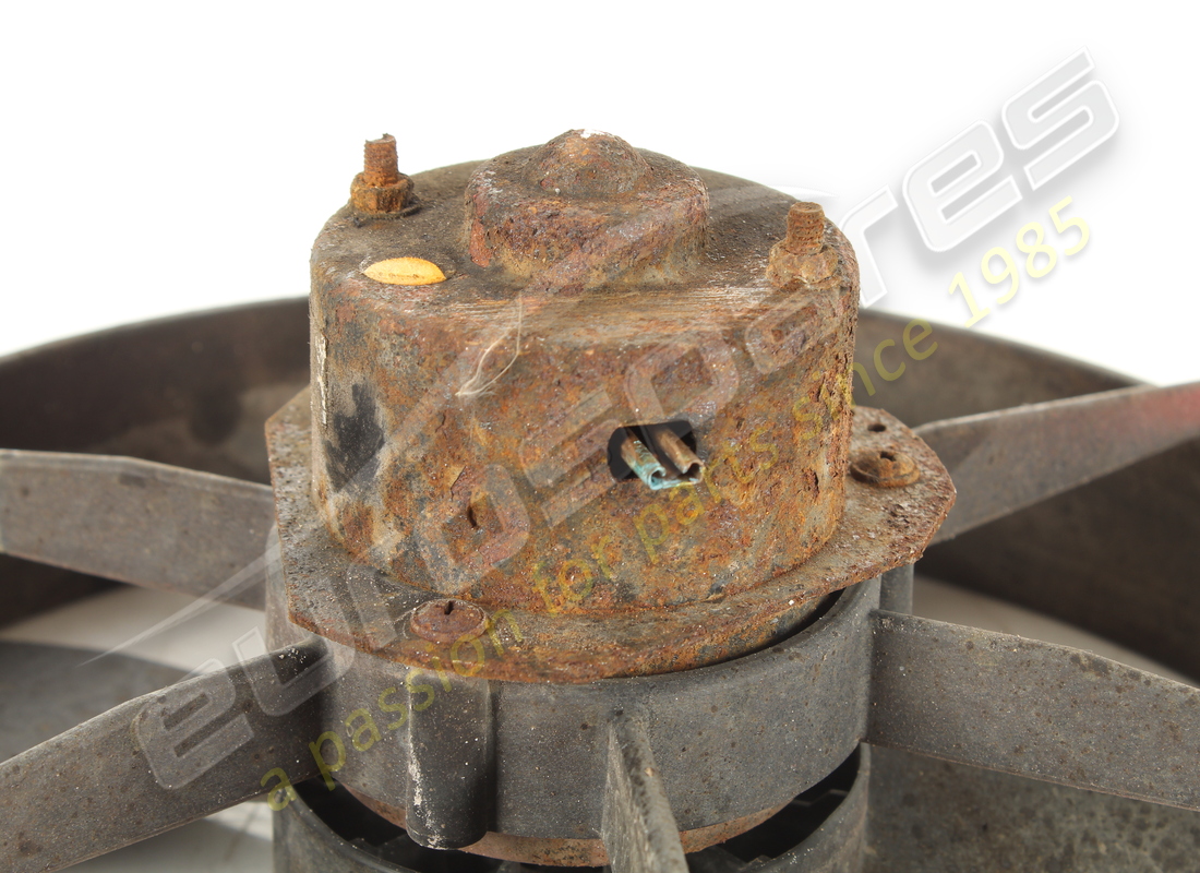 used ferrari complete electric fan for air-conditioning condenser. part number 65519200 (3)