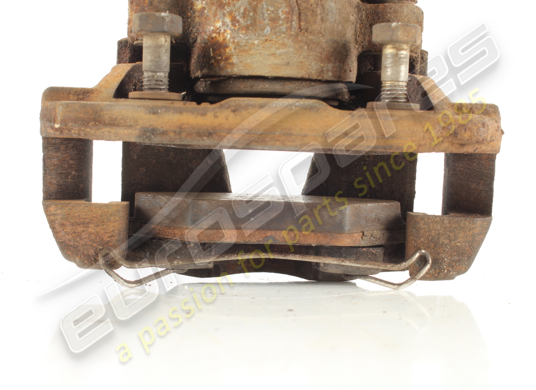 used ferrari lh rear brake caliper. part number 136603 (4)