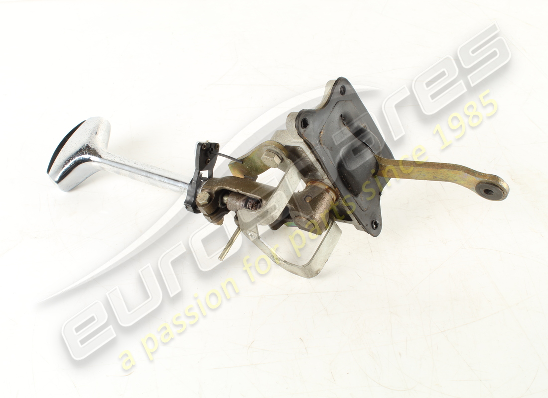 USED FERRARI GEAR SELECTOR. PART NUMBER EAP1726474 (4) used ferrari gear selector. part number eap1726474 (4)
