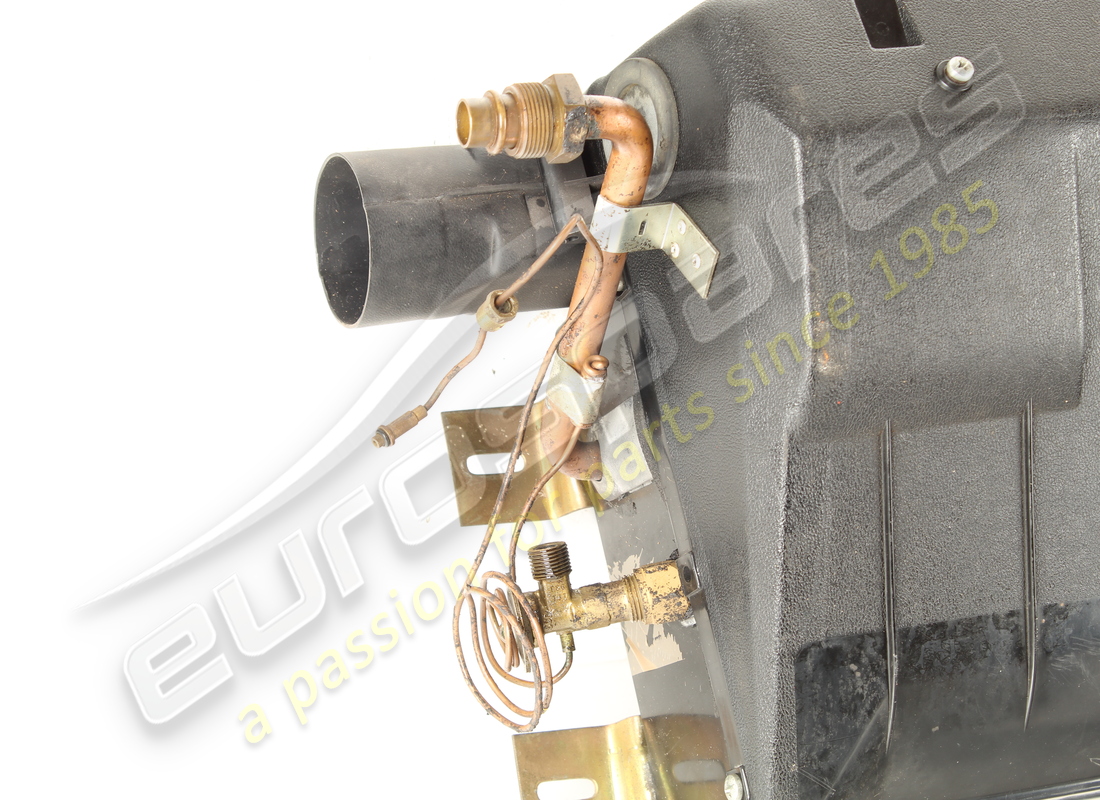 used ferrari rear air con unit lhd/rhd 412. part number 127232 (2)