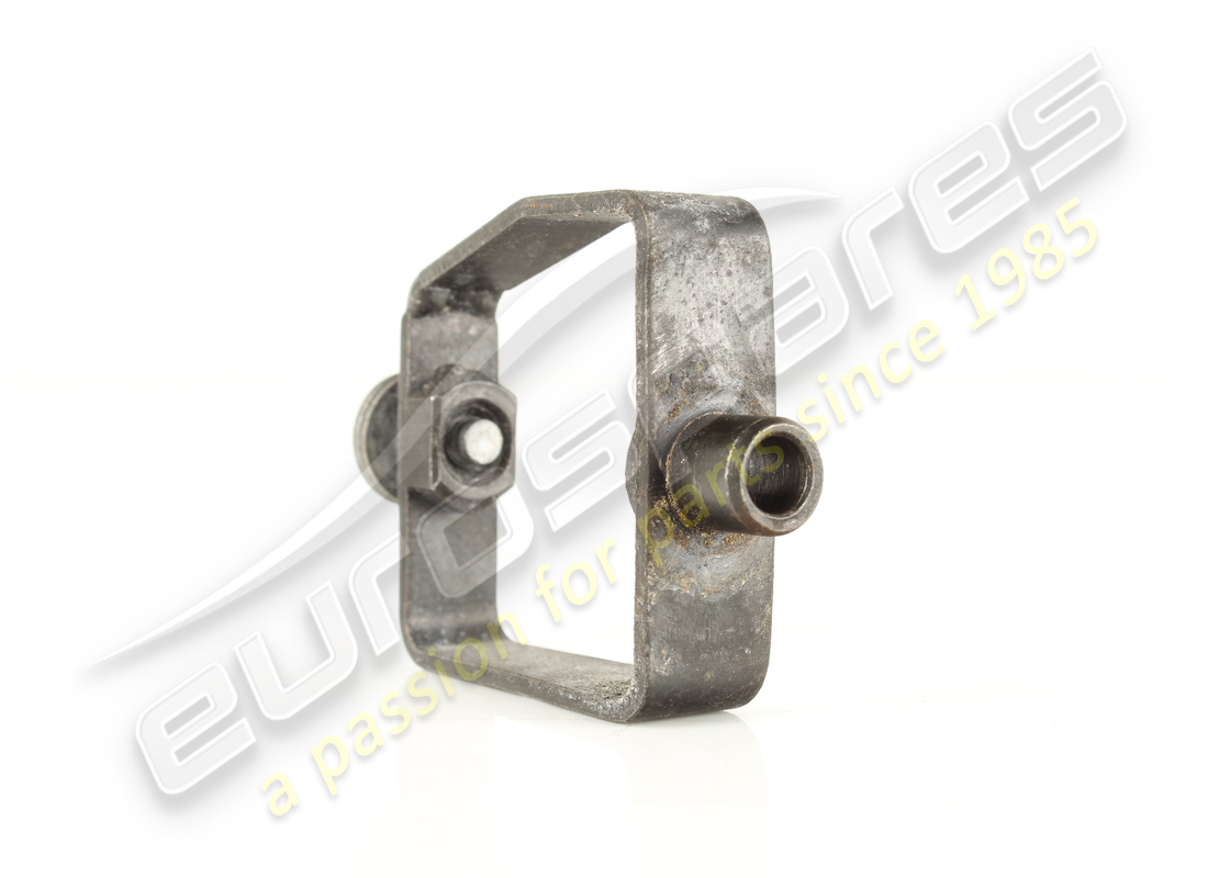 used maserati cover fastening bracket. part number 585009602 (3)