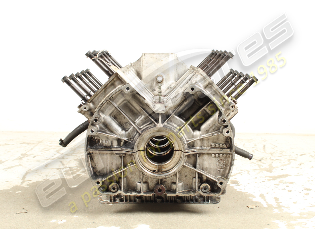 used maserati 8 cylinder assembled crankcase. part number 578942201 (4)