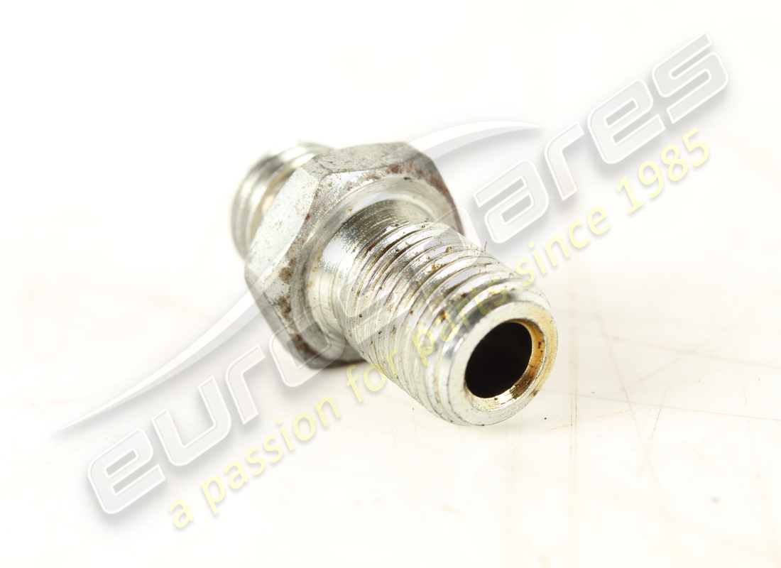 used maserati threaded union.. part number 195056 (3)