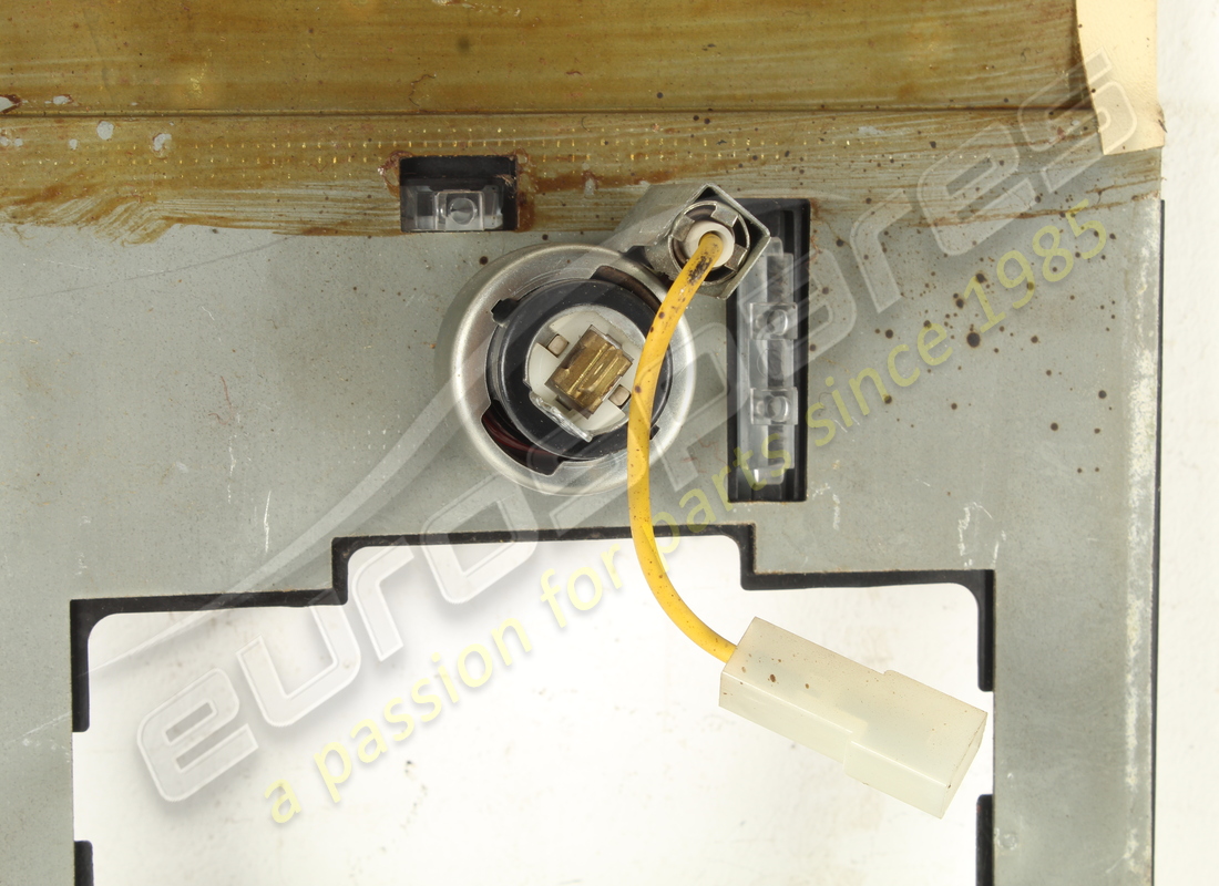 used ferrari rear console trim plate. part number 61058000 (6)