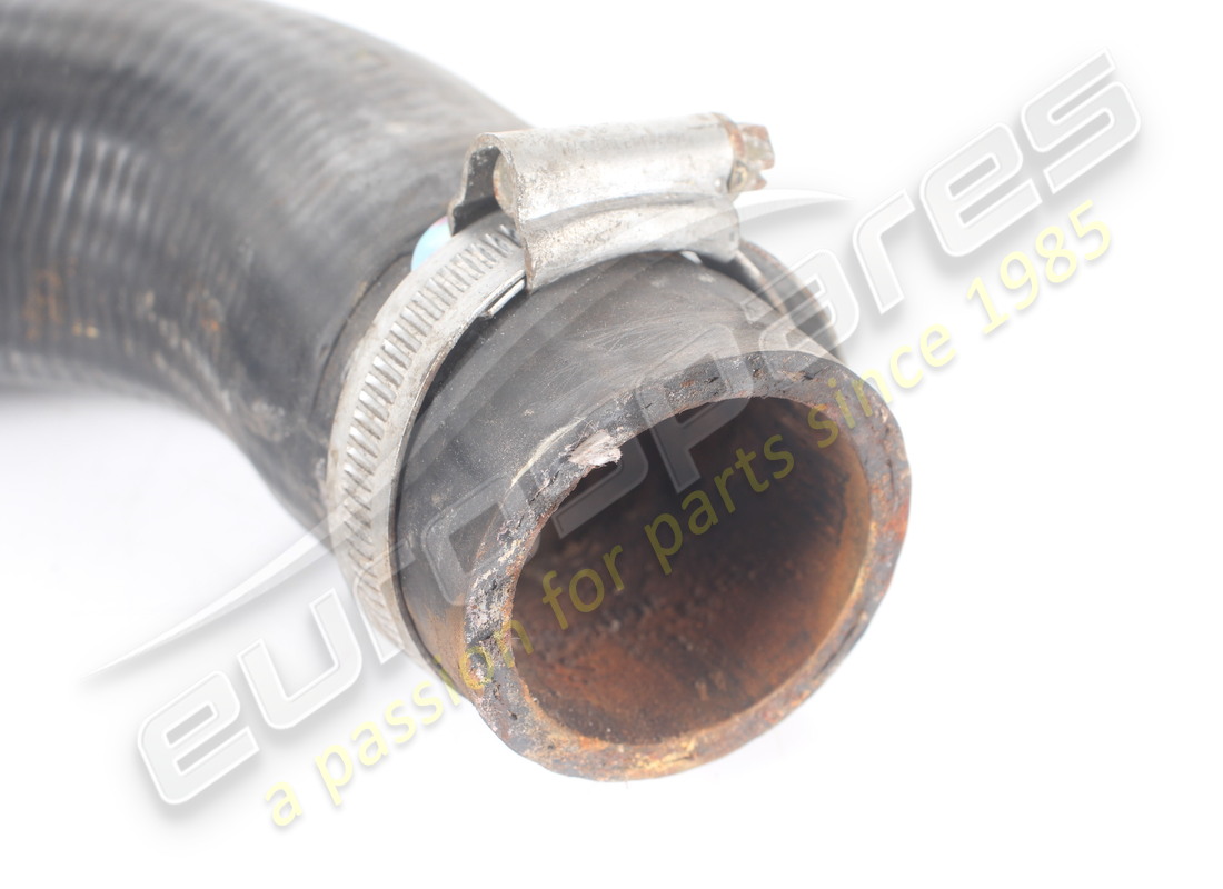 used maserati sleeve. part number 374000320 (2)