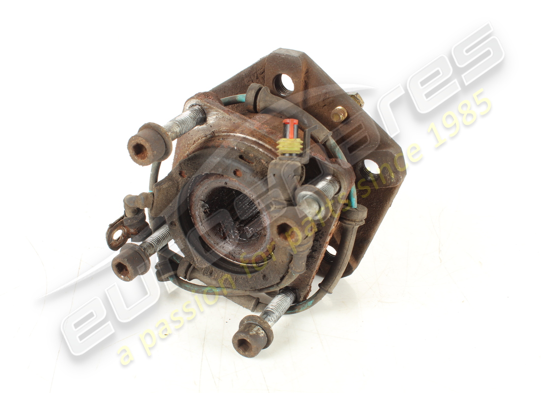 used maserati complete wheel bearing. part number 197118 (3)