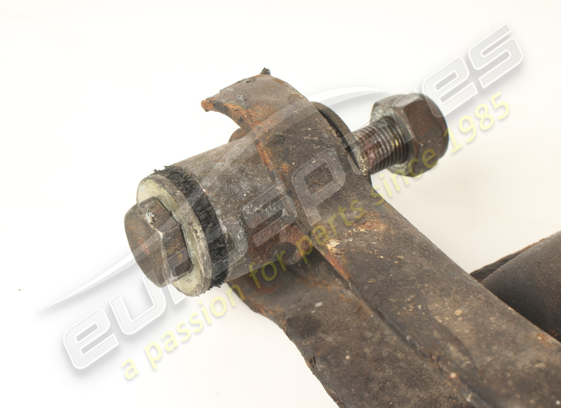 USED FERRARI RH FRONT SUSPENSION LOWER LEVER. PART NUMBER 115706 (4) used ferrari rh front suspension lower lever. part number 115706 (4)