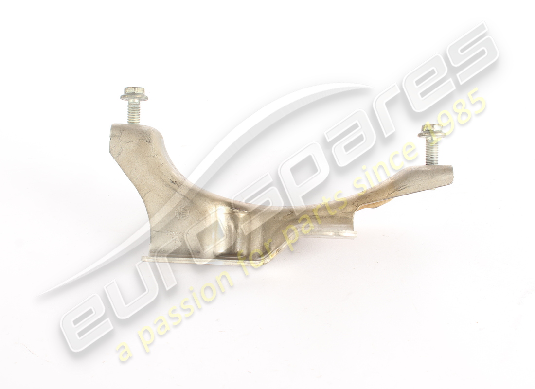 used maserati bracket. part number 670053044 (4)