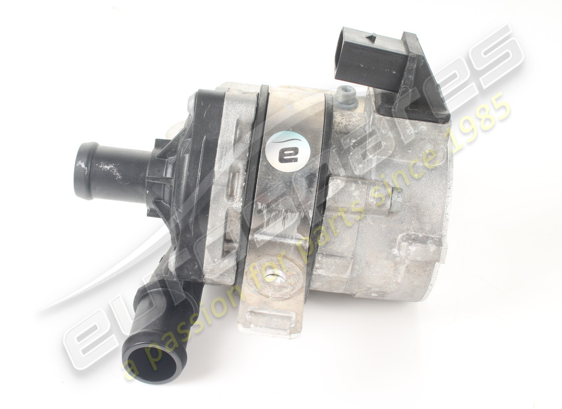 USED FERRARI PUMP. PART NUMBER 908587 (4) used ferrari pump. part number 908587 (4)