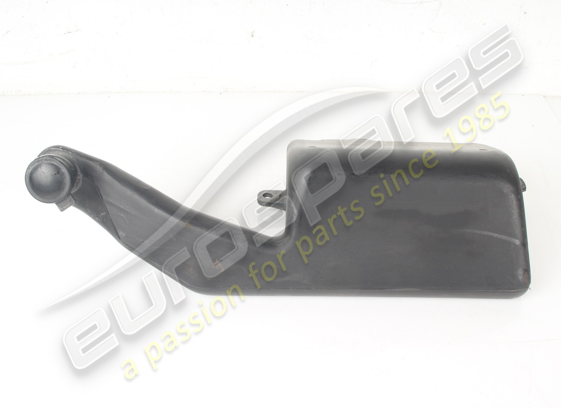 USED FERRARI WATER RESERVOIR. PART NUMBER 61768800 (5) used ferrari water reservoir. part number 61768800 (5)