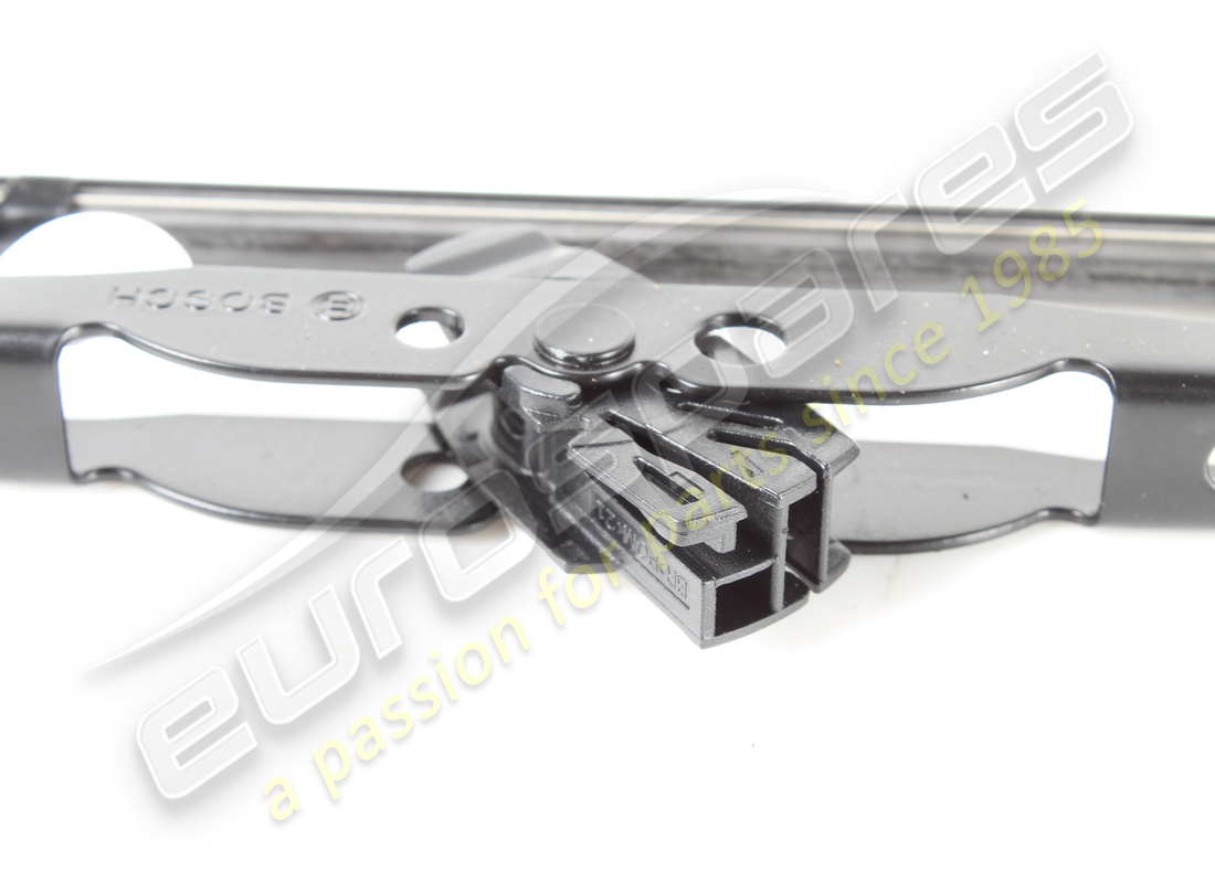 USED MASERATI WINDSCREEN WIPER BLADE, M336AB. PART NUMBER 313352158 (6) used maserati windscreen wiper blade, m336ab. part number 313352158 (6)