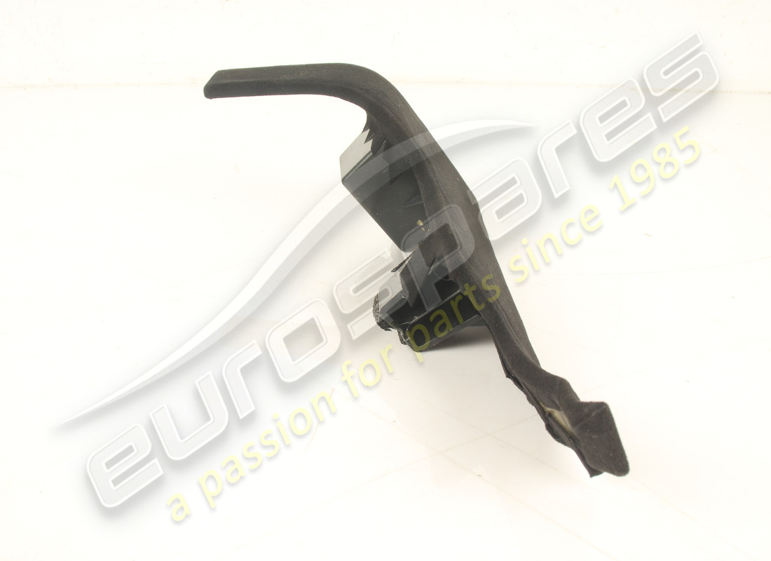 USED FERRARI MOSTRINA CHIUSURA LAT. SX. S. PART NUMBER 973220 (2) used ferrari mostrina chiusura lat. sx. s. part number 973220 (2)