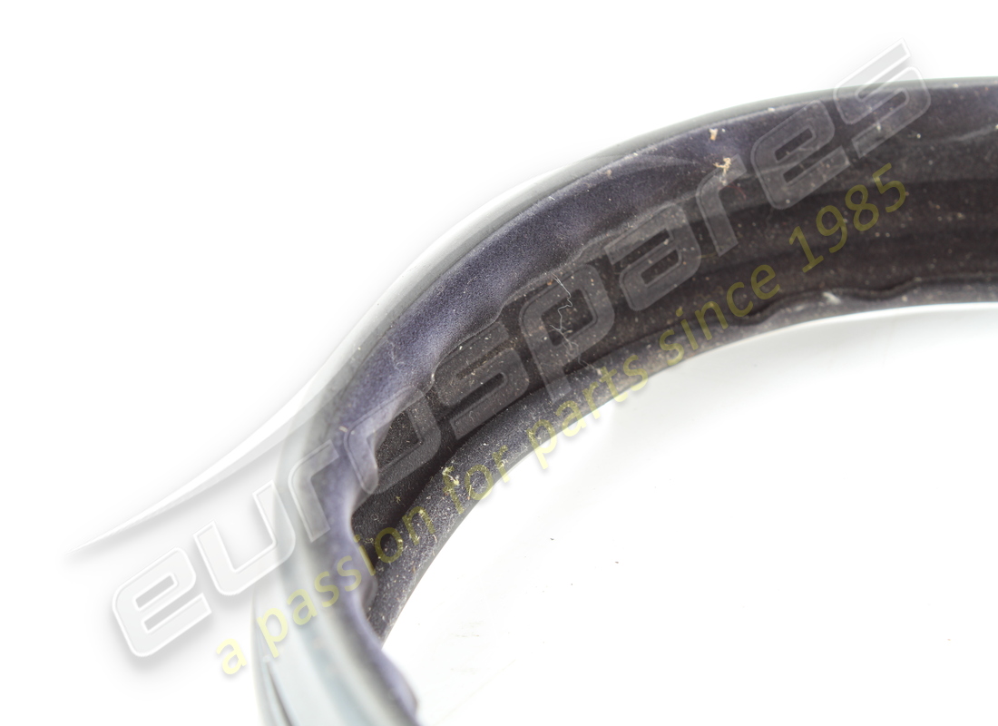 USED Maserati FRONT LH WINDOW GUIDE GASK . PART NUMBER 377730123 (1)