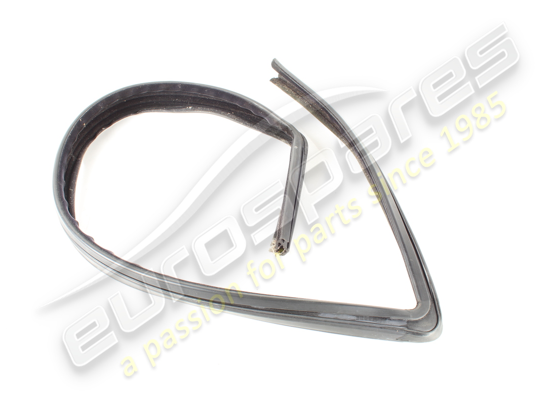 USED MASERATI FRONT LH WINDOW GUIDE GASK. PART NUMBER 377730123 (4) used maserati front lh window guide gask. part number 377730123 (4)