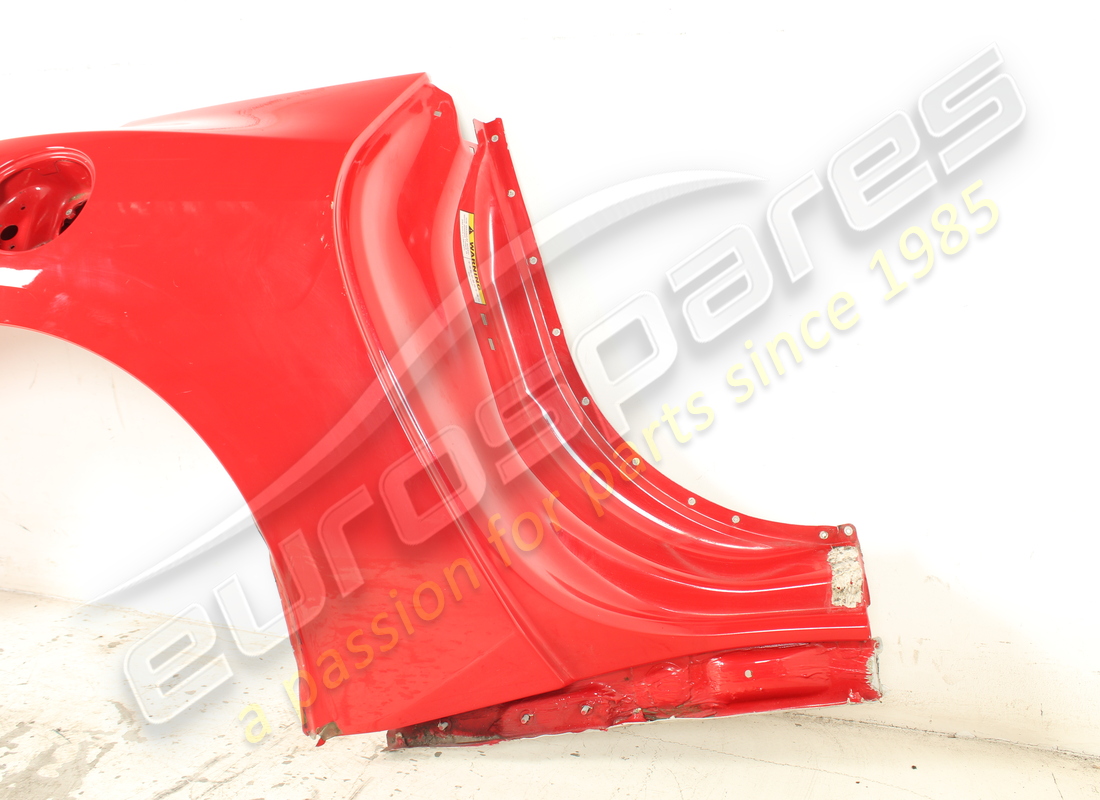used ferrari complete rh lateral panel. part number 88735811 (3)