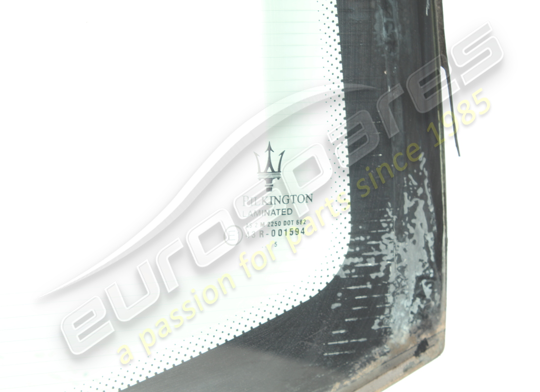 used maserati rear window glass. part number 83745100 (2)