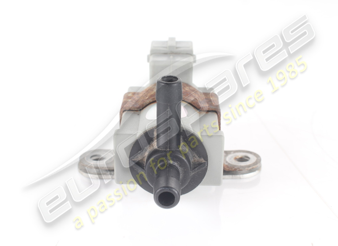 USED FERRARI VALVE. PART NUMBER 178309 (3) used ferrari valve. part number 178309 (3)