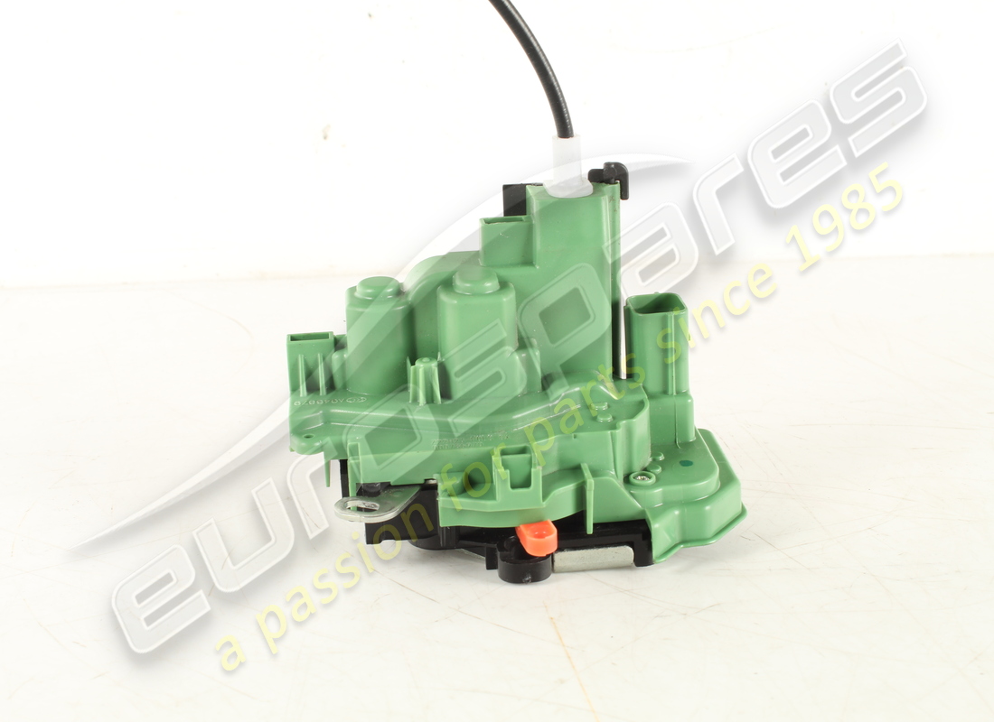 used ferrari lh door lock. part number 88925700 (3)