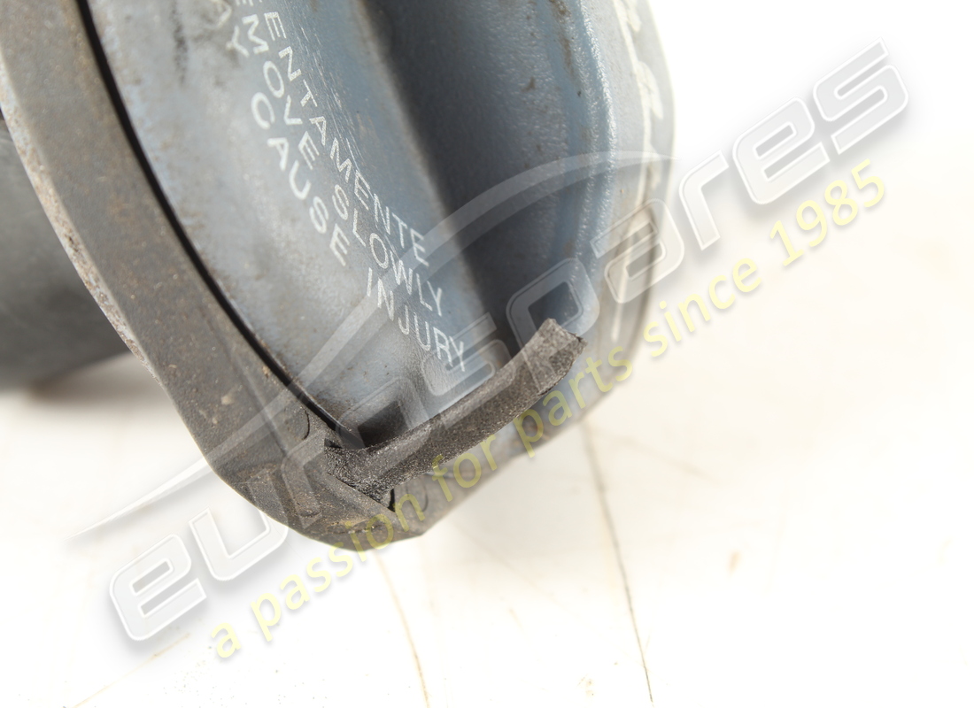 USED MASERATI TANK PLUG.. PART NUMBER 201026 (4) used maserati tank plug.. part number 201026 (4)