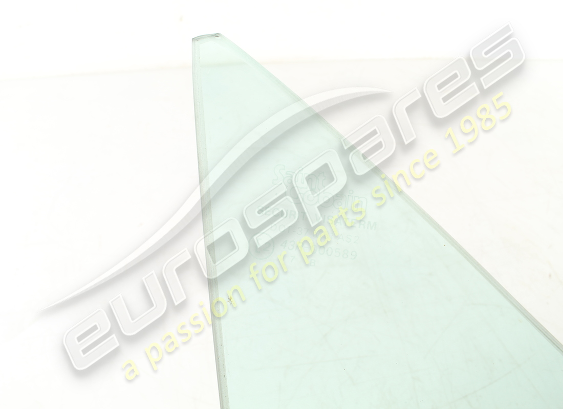 used ferrari rh front quarter light. part number 2573036800 (2)