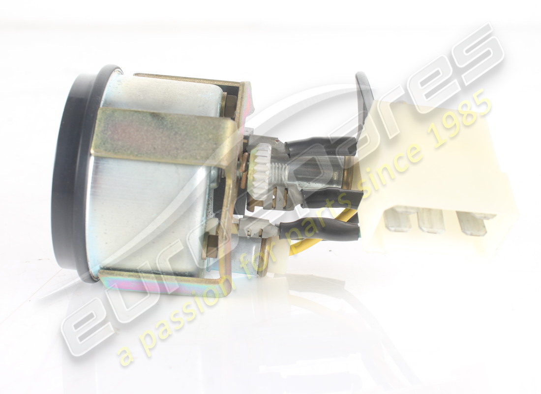 USED FERRARI OIL PRESSURE GAUGE RHD PART NUMBER 125950 (3) used ferrari oil pressure gauge rhd part number 125950 (3)