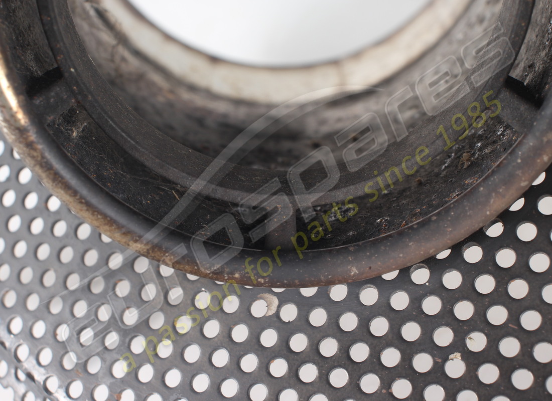 USED FERRARI RH EXHAUST TAILPIPE TIP. PART NUMBER 87787300 (6) used ferrari rh exhaust tailpipe tip. part number 87787300 (6)