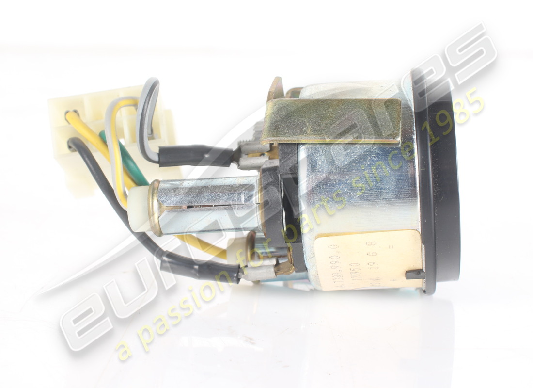 USED FERRARI OIL PRESSURE GAUGE RHD PART NUMBER 125950 (5) used ferrari oil pressure gauge rhd part number 125950 (5)