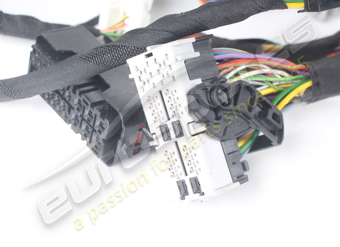 USED FERRARI DASHBOARD CABLE. PART NUMBER 786609 (5) used ferrari dashboard cable. part number 786609 (5)