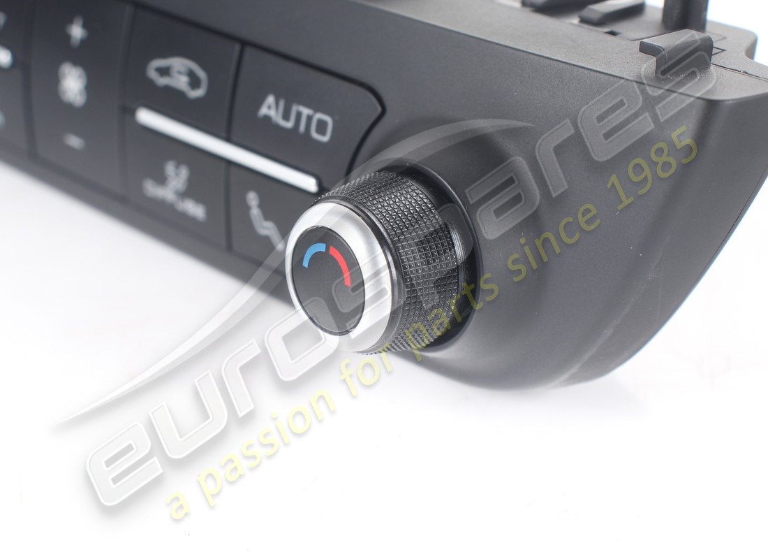 used ferrari air conditioning control panel. part number 87291200 (4)