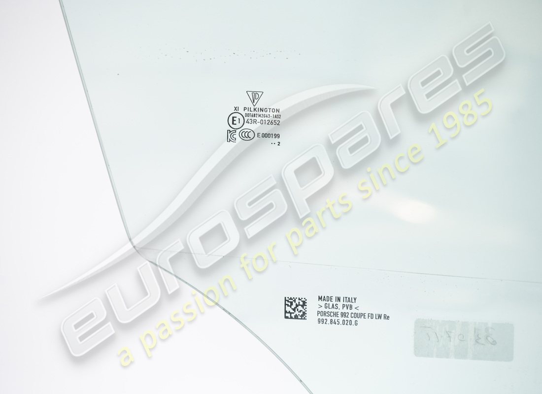 used porsche door window. part number 992845020g (2)