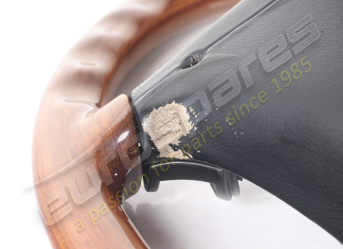 used maserati steering wheel. part number 377800104 (9)