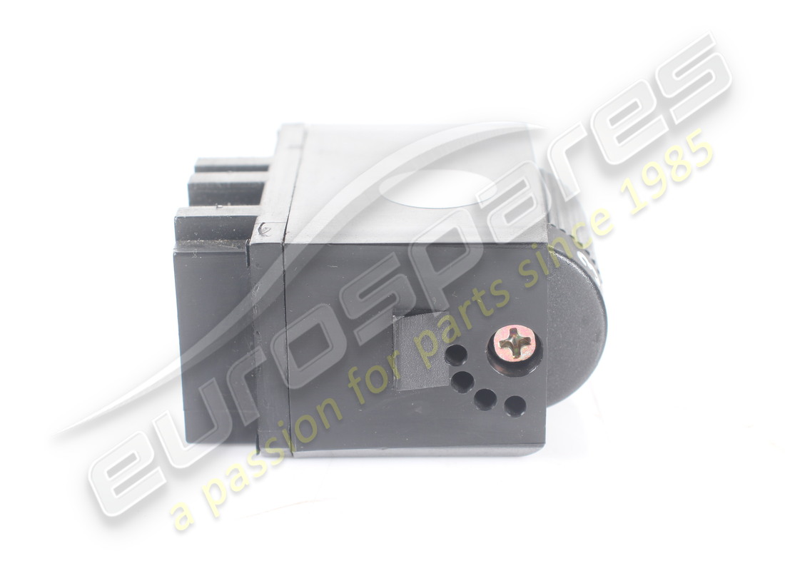 USED MASERATI SWITCH. PART NUMBER 373100110 (5) used maserati switch. part number 373100110 (5)