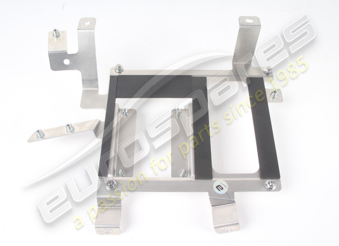 USED Ferrari STAFFA CENTRALE COMPLETE GDX . PART NUMBER 778529 (1) USED Ferrari STAFFA CENTRALE COMPLETE GDX . PART NUMBER 778529 (1)