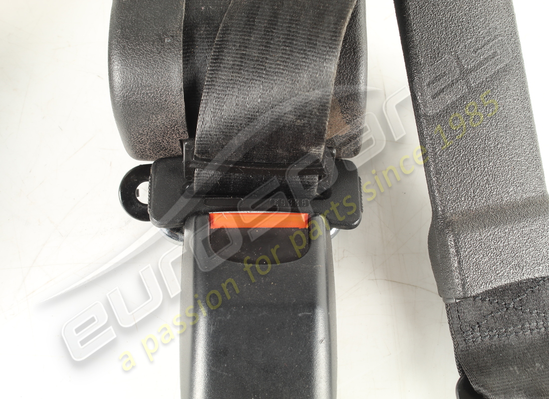 used ferrari front seat belt set. part number 60712900 (4)