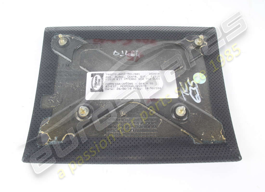 used ferrari finizione centrale plancia c. part number 89313300 (3)
