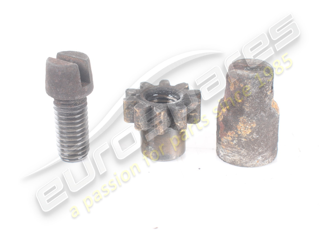 USED MASERATI ADJUSTMENT DEVICE. PART NUMBER 318020113 (3) used maserati adjustment device. part number 318020113 (3)