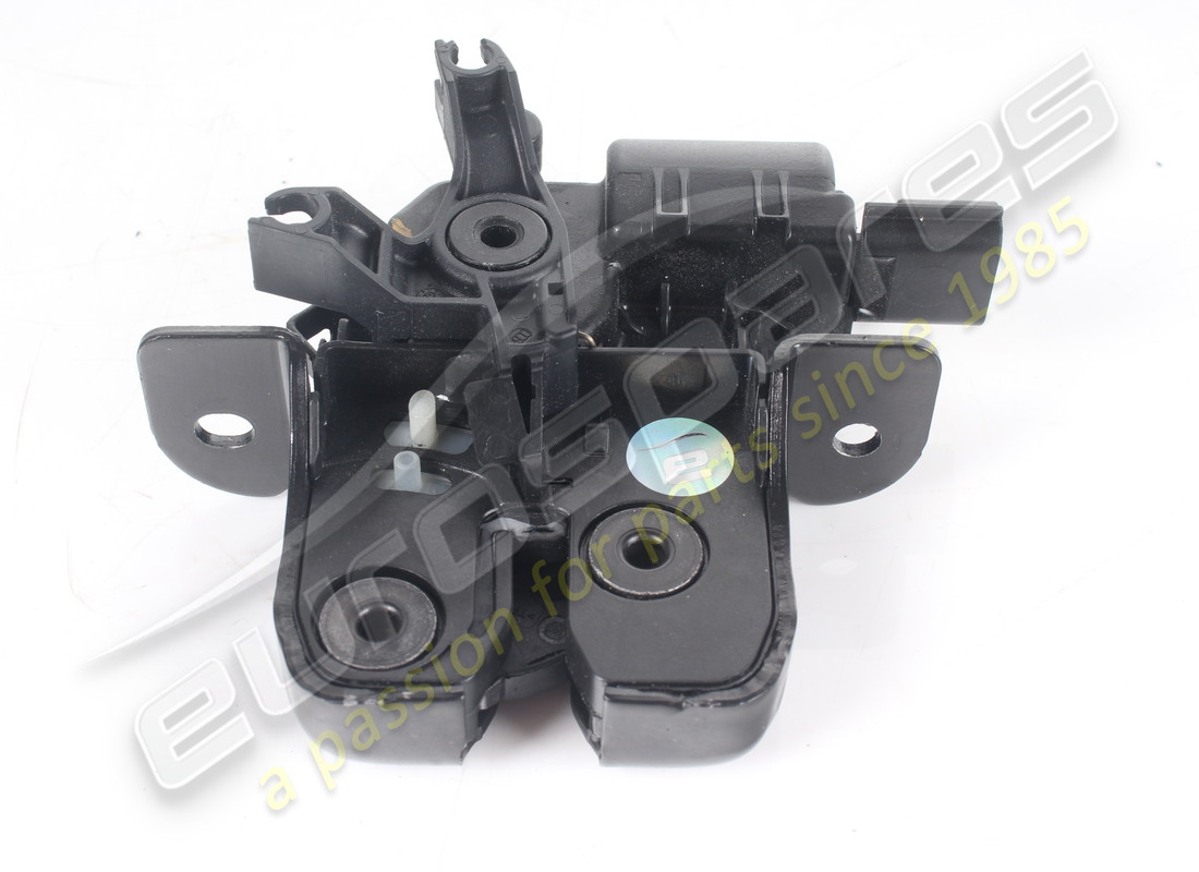 USED FERRARI ELECTRIC LOCK WITH LEVER AND MEMORY. PART NUMBER 85051400 (2) used ferrari electric lock with lever and memory. part number 85051400 (2)