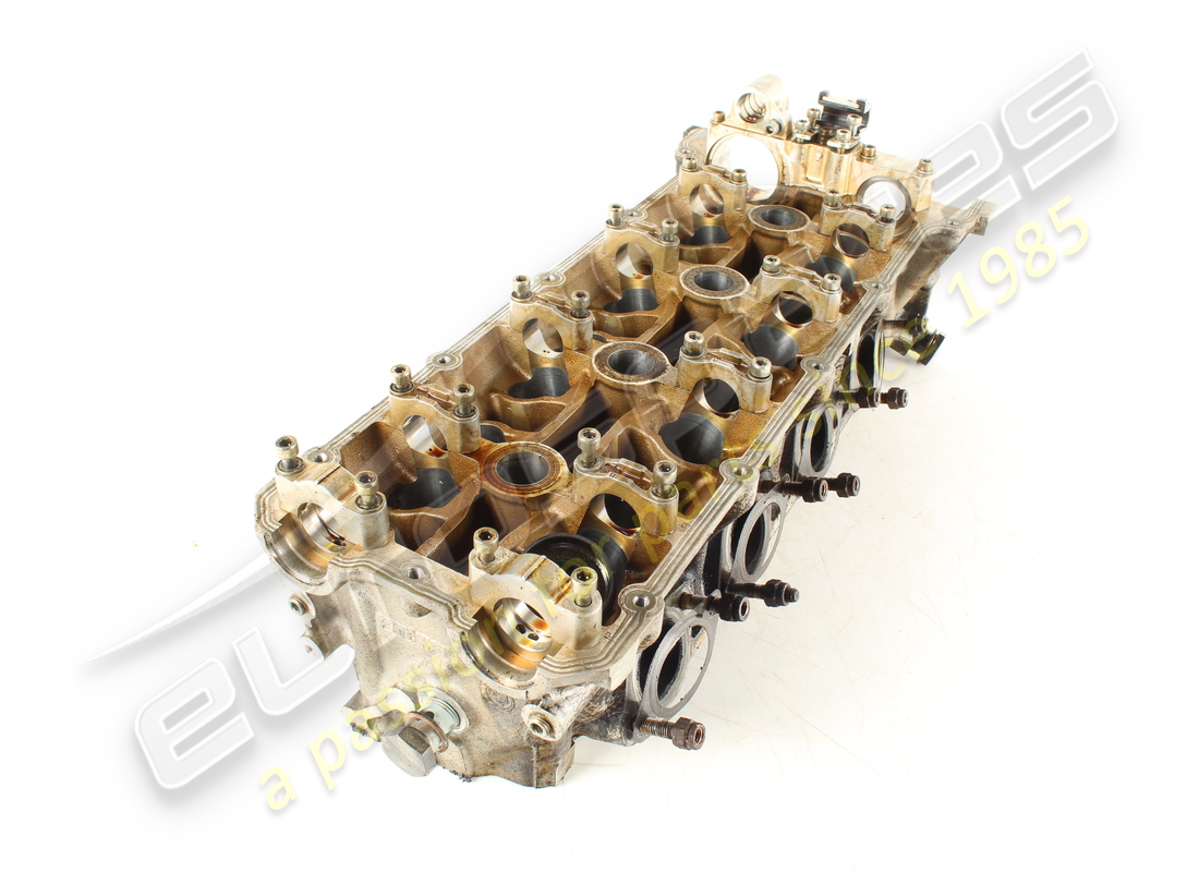 used maserati rh head with guides. part number 218037 (2)