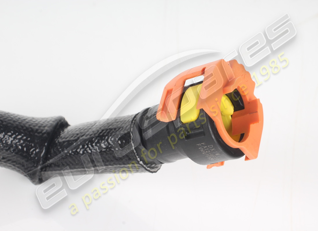 USED FERRARI TUBO DA SEZIONAM A TEV DX E. PART NUMBER 770888 (2) used ferrari tubo da sezionam a tev dx e. part number 770888 (2)