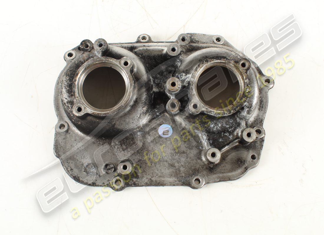 USED LAMBORGHINI COVER. PART NUMBER 06M109286F (1) used lamborghini cover. part number 06m109286f (1)