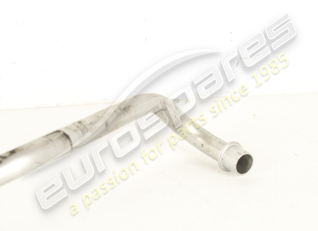 used ferrari oil delivery pipe. part number 256689 (3)