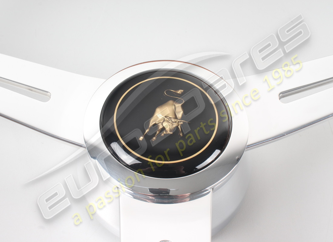 new oe 350-400 gt steering wheel. part number 004303066 (2)