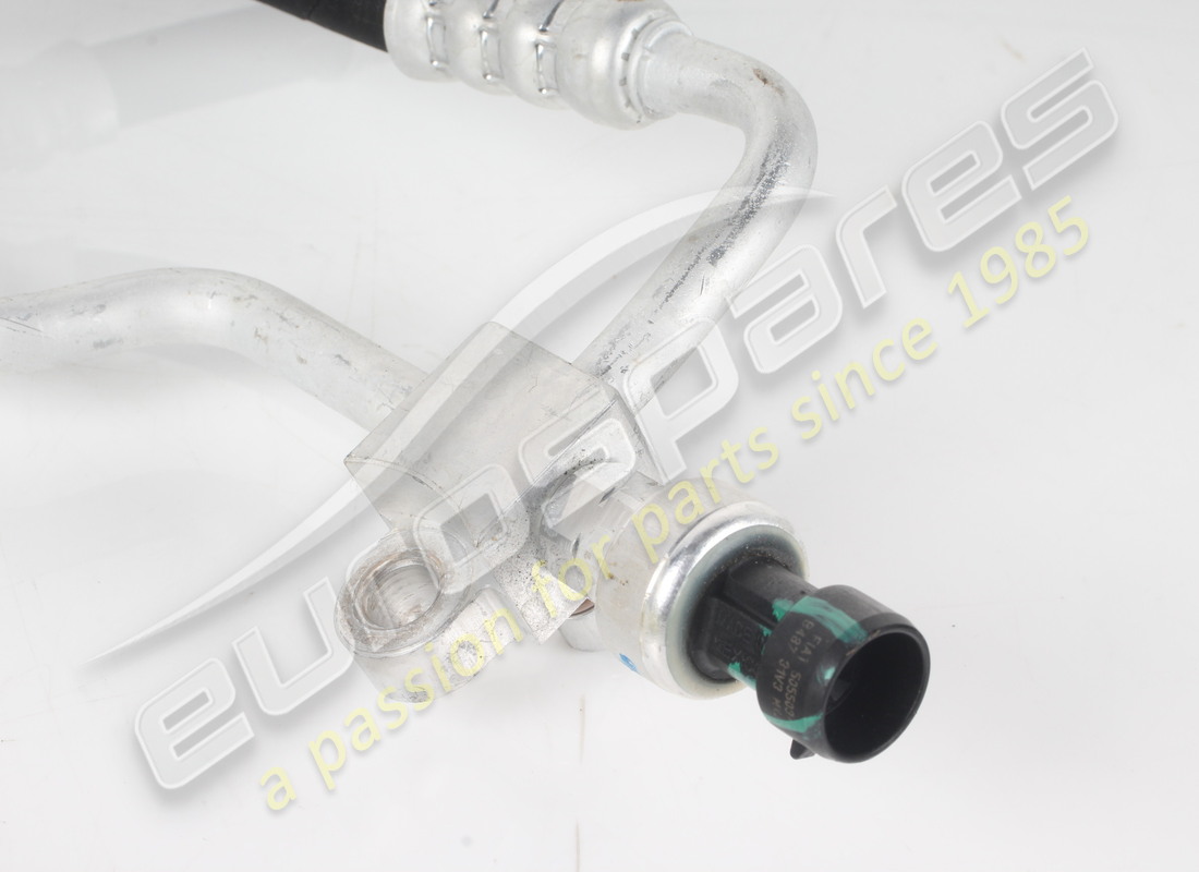 USED FERRARI TUBO DA SEZIONAMENTO A IHX A. PART NUMBER 979769 (4) used ferrari tubo da sezionamento a ihx a. part number 979769 (4)