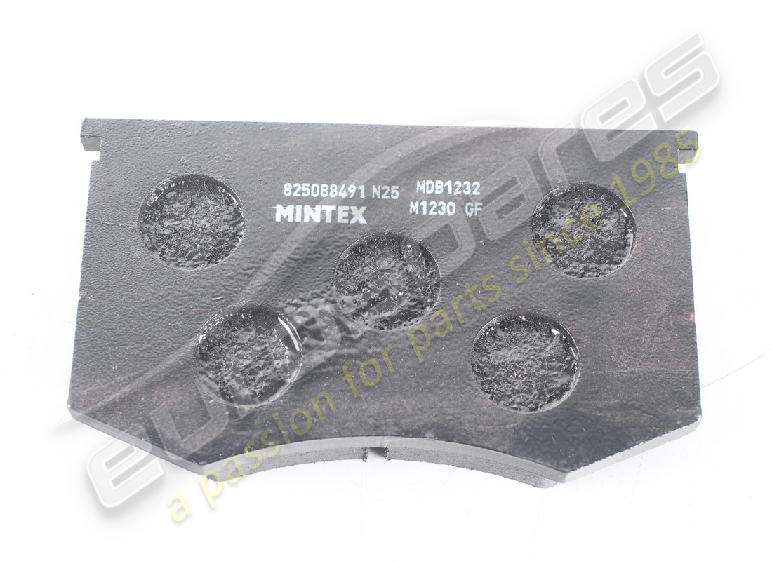 new ferrari front brake pad set. part number 95690750 (3)