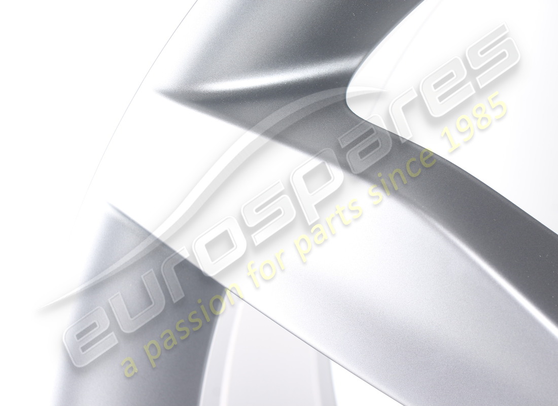 new ferrari rear wheel. part number 336561 (2)