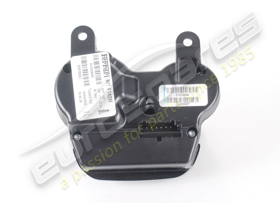 new ferrari nit control (for apple car play). part number 87263600 (4)
