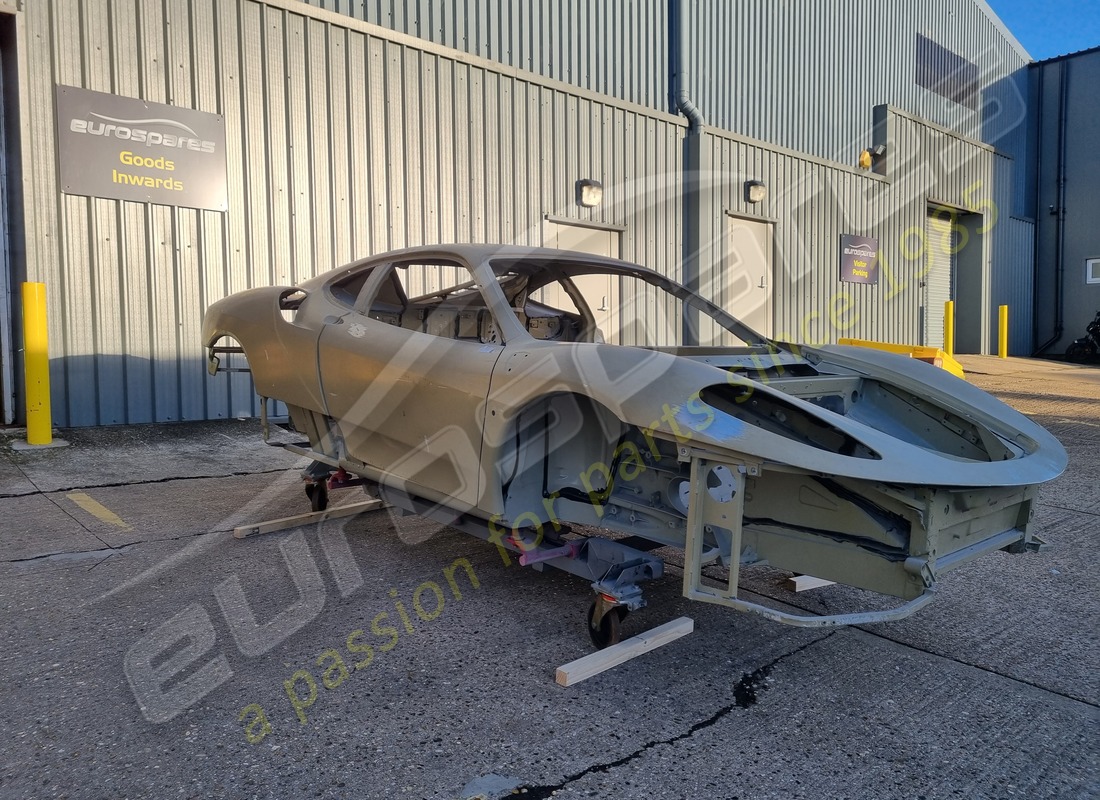 new ferrari scuderia bodyshell. part number 80557000 (3)