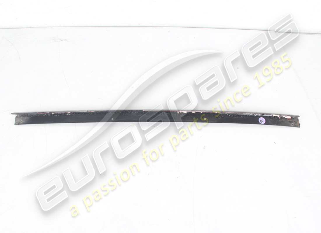 USED FERRARI RH MOULDING GTS. PART NUMBER 60872500 (2) used ferrari rh moulding gts. part number 60872500 (2)